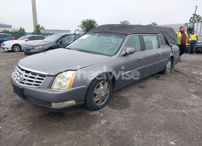 Photo 2 of 2008 Cadillac Dts STANDARD (VIN 1GEEH00YX8U500893)