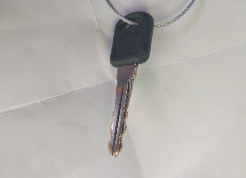 Photo 11 of 1998 Isuzu Hombre S (VIN 1GGCS1444W8660495)