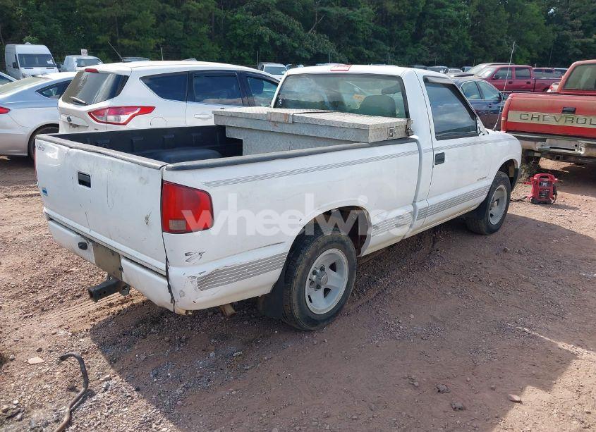 Photo 4 of 1998 Isuzu Hombre S (VIN 1GGCS1445W8651918)