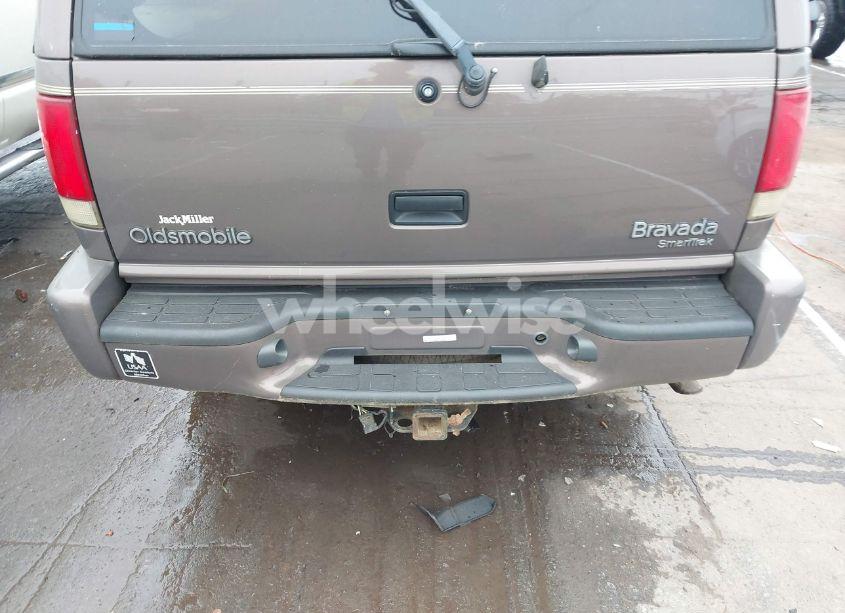 Photo 6 of 1998 Oldsmobile Bravada N/A (VIN 1GHDT13W6W2727777)