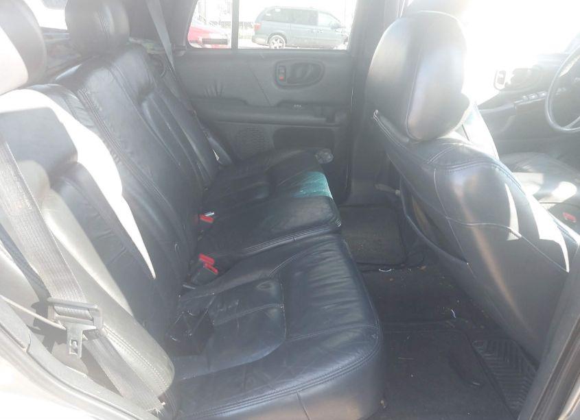 Photo 8 of 2000 Oldsmobile Bravada N/A (VIN 1GHDT13W6Y2172512)