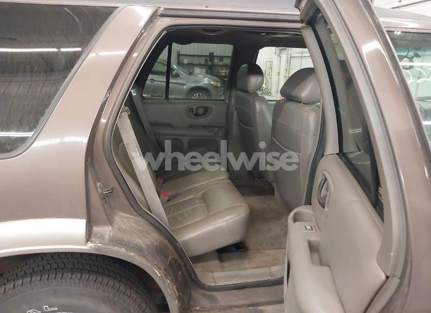 Photo 8 of 2001 Oldsmobile Bravada N/A (VIN 1GHDT13W812133670)