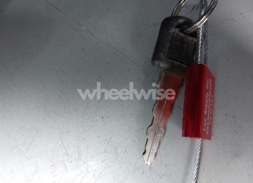 Photo 11 of 1998 Gmc Jimmy SLS (VIN 1GKCS13W8W2510773)