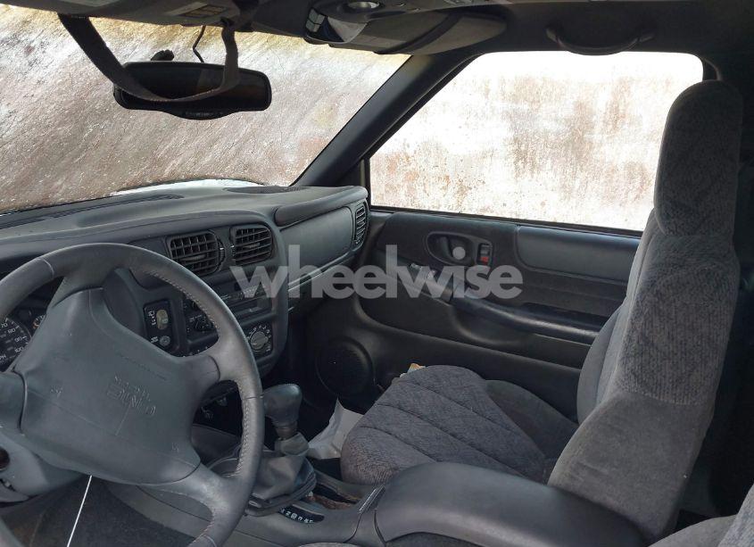 Photo 5 of 1998 Gmc Jimmy SLS (VIN 1GKCS13W8W2510773)