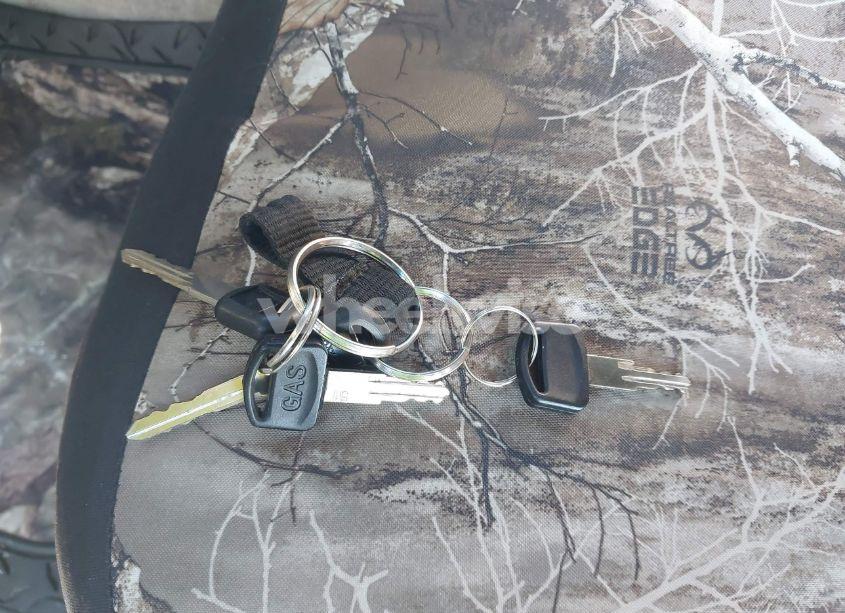 Photo 11 of 2000 Gmc Jimmy SLS CONVENIENCE (VIN 1GKCS18W7YK203011)