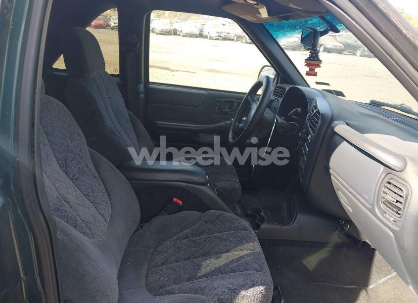 Photo 5 of 1998 Gmc Jimmy SLS (VIN 1GKCT18W8WK507491)