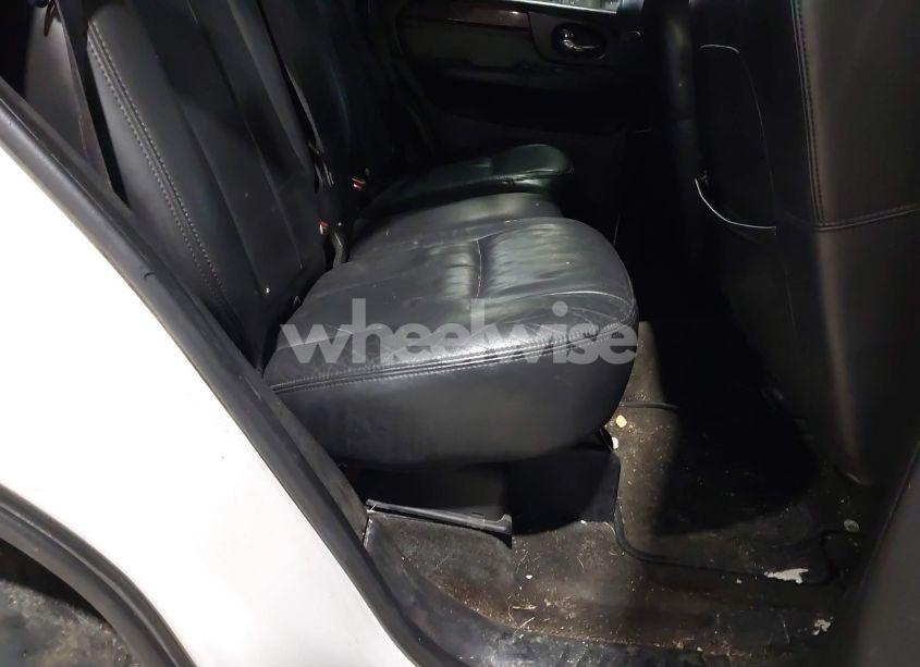 Photo 8 of 2005 Gmc Envoy (VIN 1GKDT13S952167565)