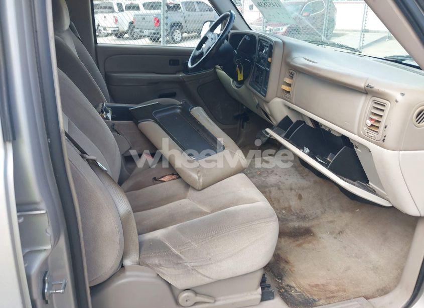 Photo 5 of 2005 Gmc Yukon SLE (VIN 1GKEC13T05J153198)