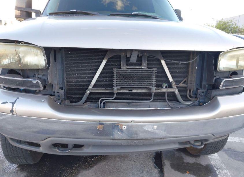 Photo 6 of 2003 Gmc Yukon SLT (VIN 1GKEC13T43R273505)