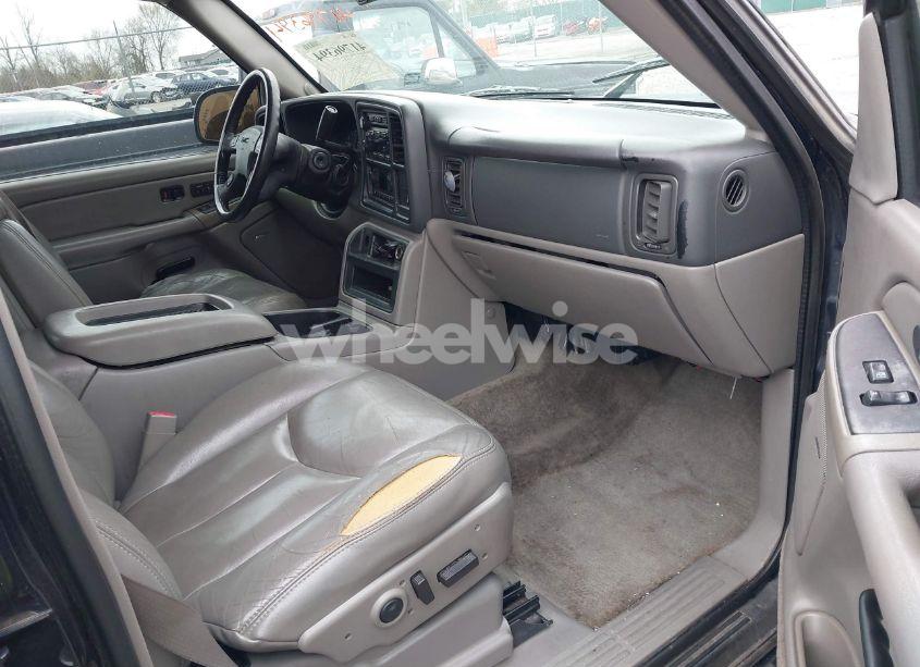 Photo 5 of 2005 Gmc Yukon SLT (VIN 1GKEC13T45J139885)