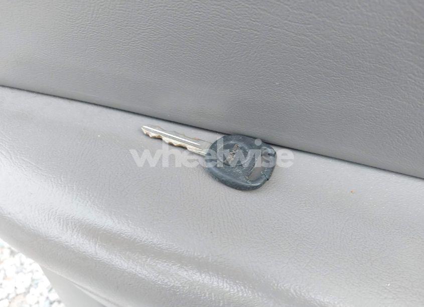 Photo 11 of 2005 Gmc Yukon SLT (VIN 1GKEC13T55J150555)