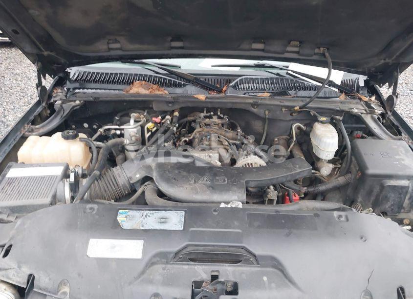 Photo 10 of 2005 Gmc Yukon SLE (VIN 1GKEC13T85J181539)