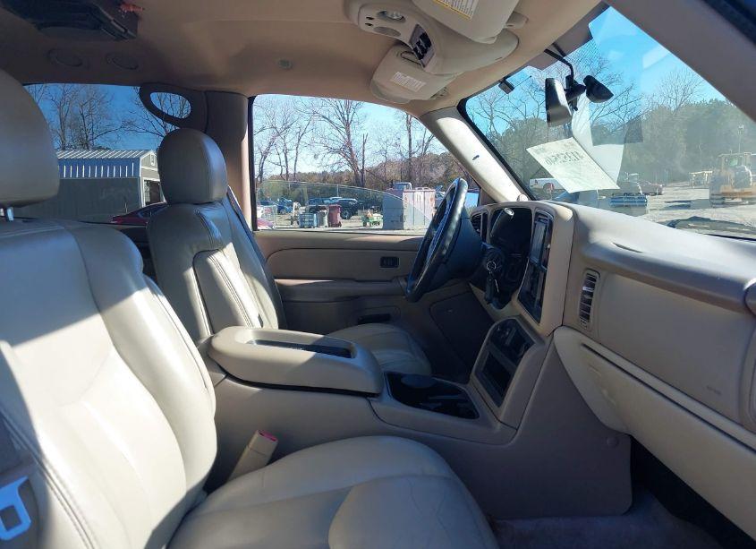 Photo 5 of 2005 Gmc Yukon SLT (VIN 1GKEC13T95J152745)