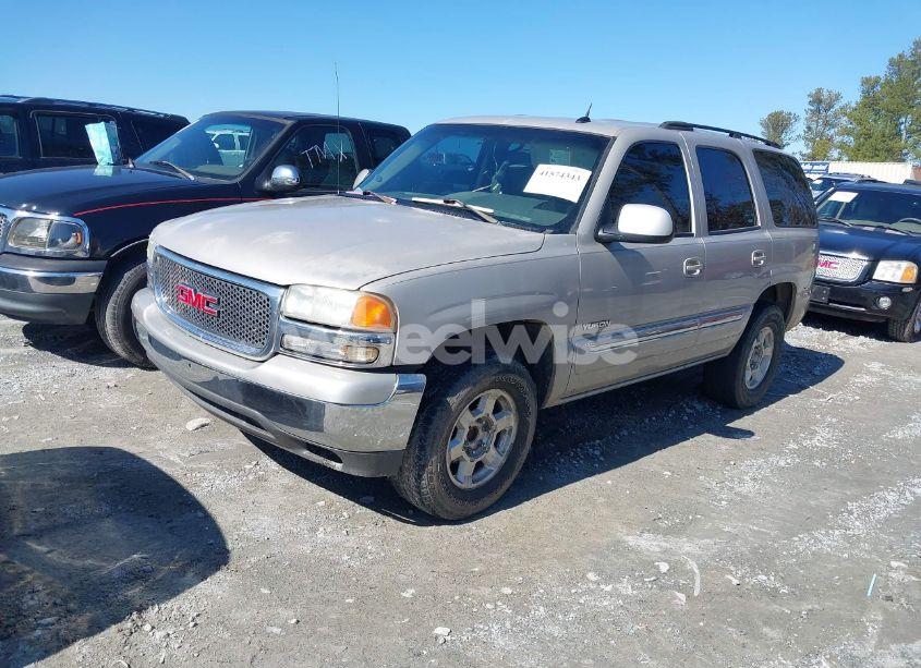 Photo 2 of 2005 Gmc Yukon SLT (VIN 1GKEC13TX5J104235)