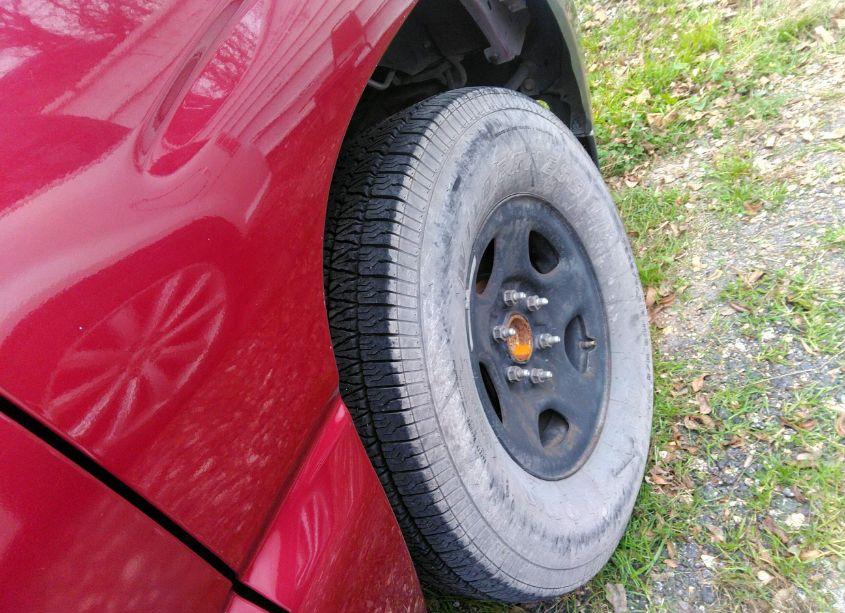 Photo 11 of 2004 Gmc Yukon SLE (VIN 1GKEC13V24J327983)