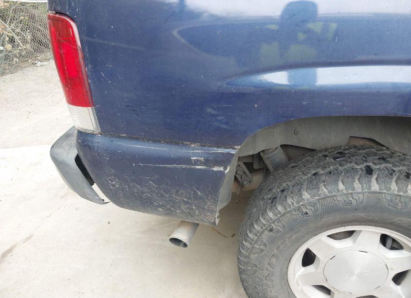 Photo 12 of 2005 Gmc Yukon SLE (VIN 1GKEC13V25R158356)