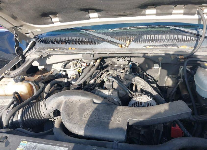 Photo 10 of 2005 Gmc Yukon SLE (VIN 1GKEC13V75J158044)