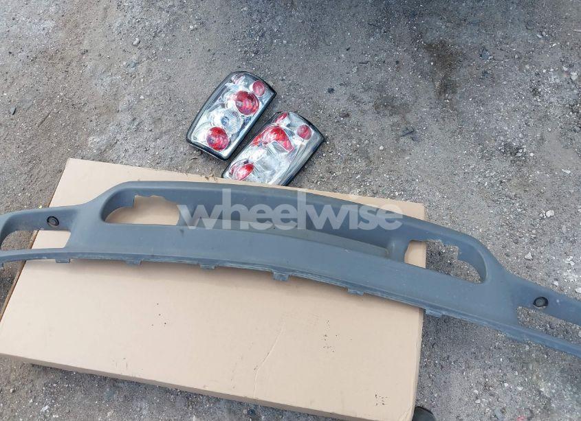 Photo 12 of 2004 Gmc Yukon SLT (VIN 1GKEC13V84J288395)