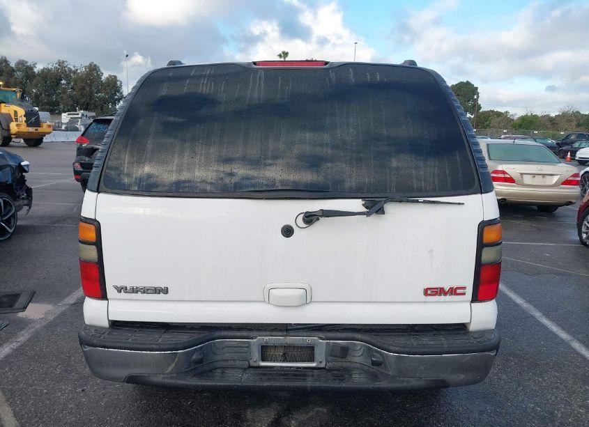 Photo 15 of 2004 Gmc Yukon SLE (VIN 1GKEC13V94R316030)