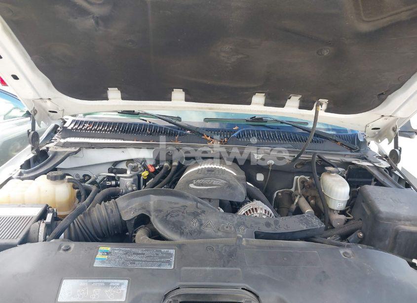 Photo 10 of 2005 Gmc Yukon SLE (VIN 1GKEC13VX5J133090)