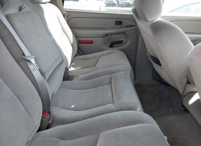 Photo 8 of 2005 Gmc Yukon SLE (VIN 1GKEC13VX5R246815)