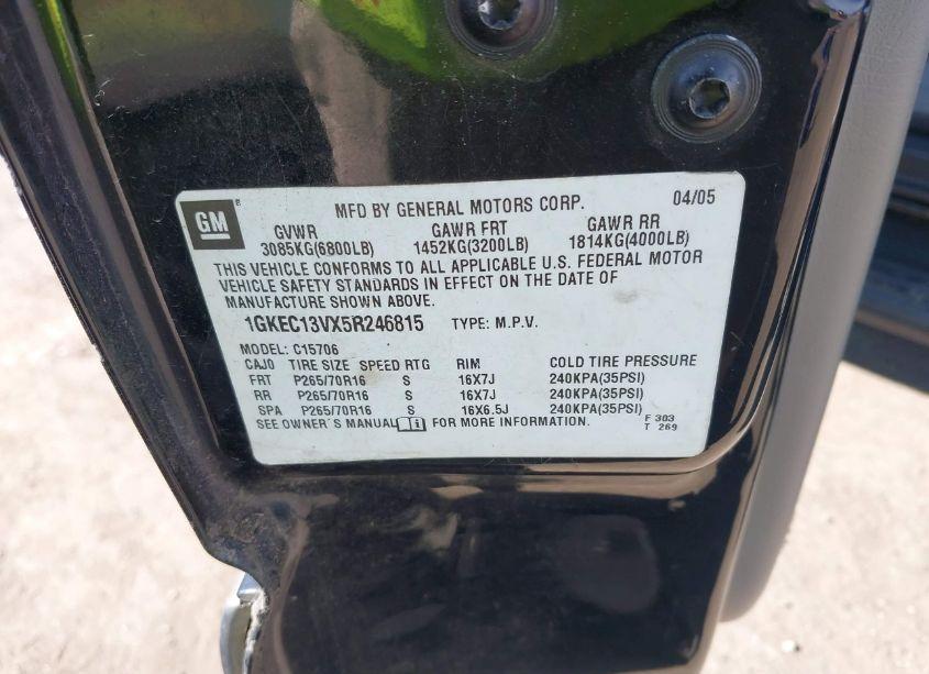 Photo 9 of 2005 Gmc Yukon SLE (VIN 1GKEC13VX5R246815)