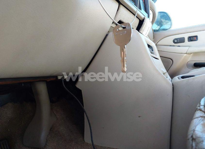 Photo 11 of 2002 Gmc Yukon SLT (VIN 1GKEC13Z02J244875)