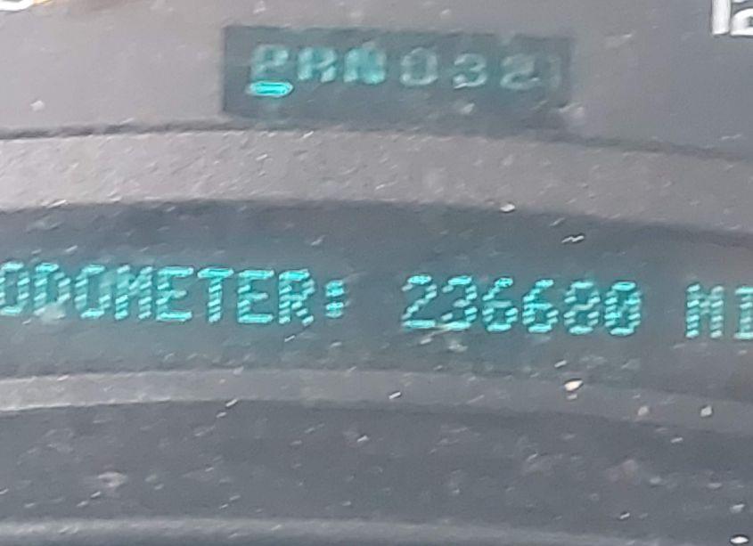 Photo 15 of 2003 Gmc Yukon SLT (VIN 1GKEC13Z33R227023)