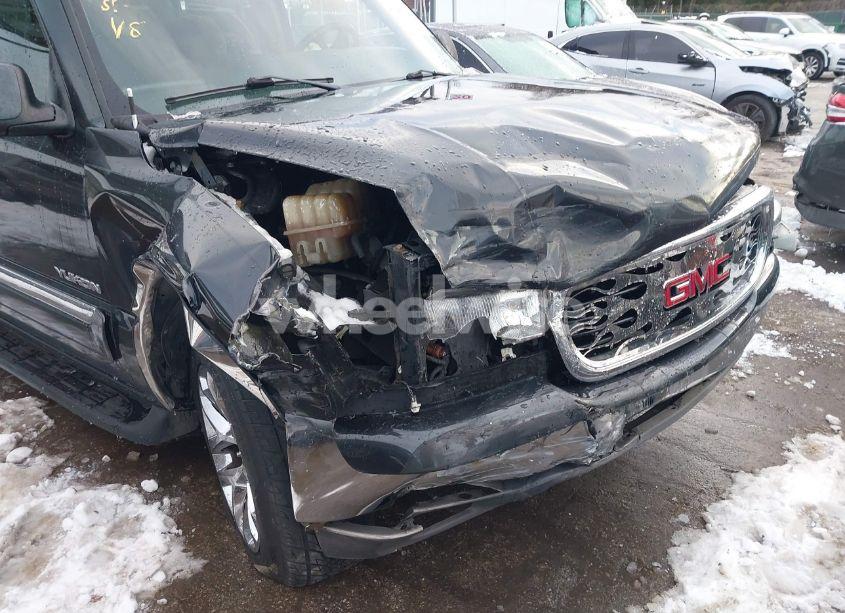 Photo 18 of 2003 Gmc Yukon SLE (VIN 1GKEC13Z63R166721)