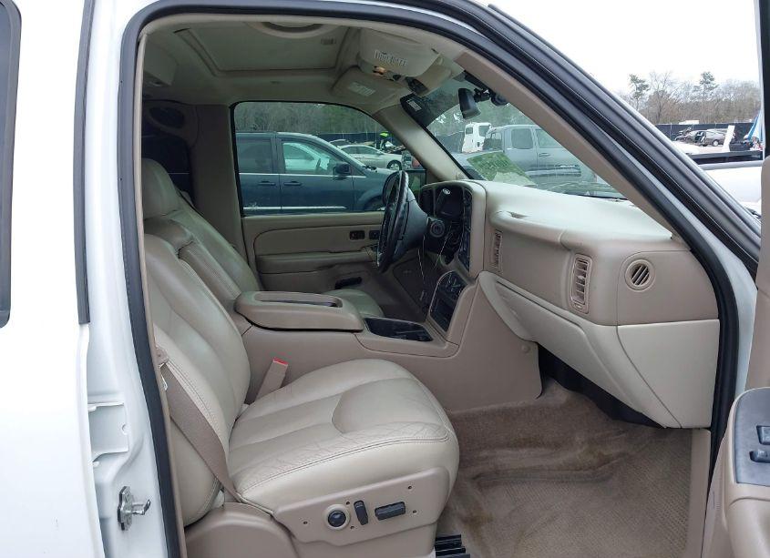 Photo 5 of 2004 Gmc Yukon SLT (VIN 1GKEC13Z64R279814)