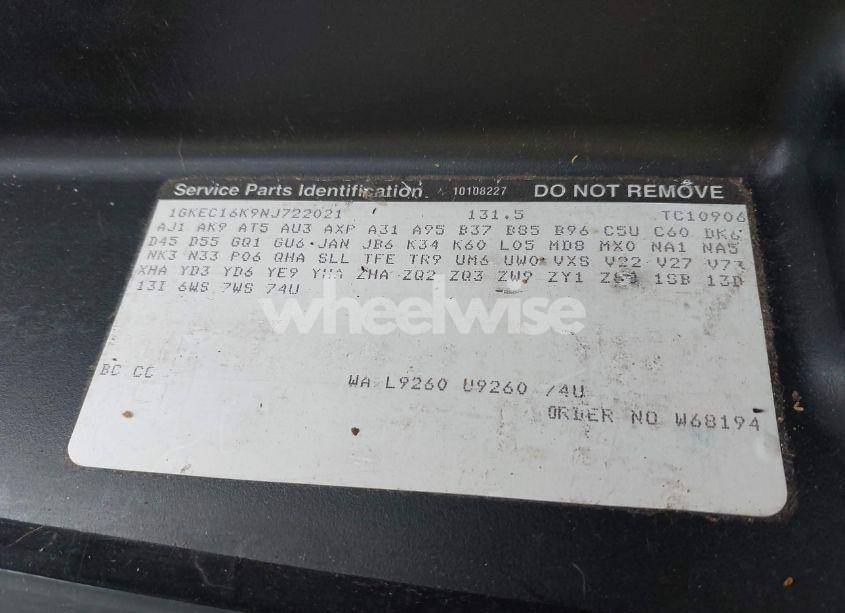 Photo 12 of 1992 Gmc Suburban C1500 (VIN 1GKEC16K9NJ722021)