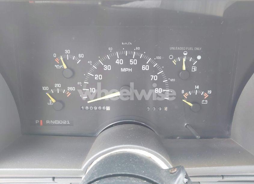 Photo 7 of 1992 Gmc Suburban C1500 (VIN 1GKEC16K9NJ722021)