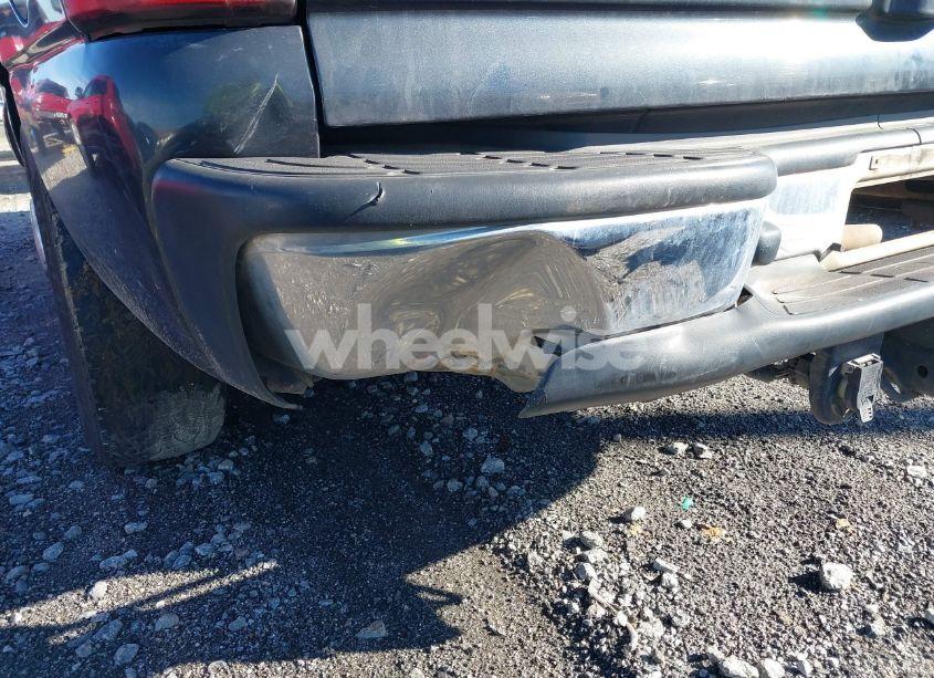 Photo 12 of 2005 Gmc Yukon XL 1500 SLT (VIN 1GKEC16Z25J147760)