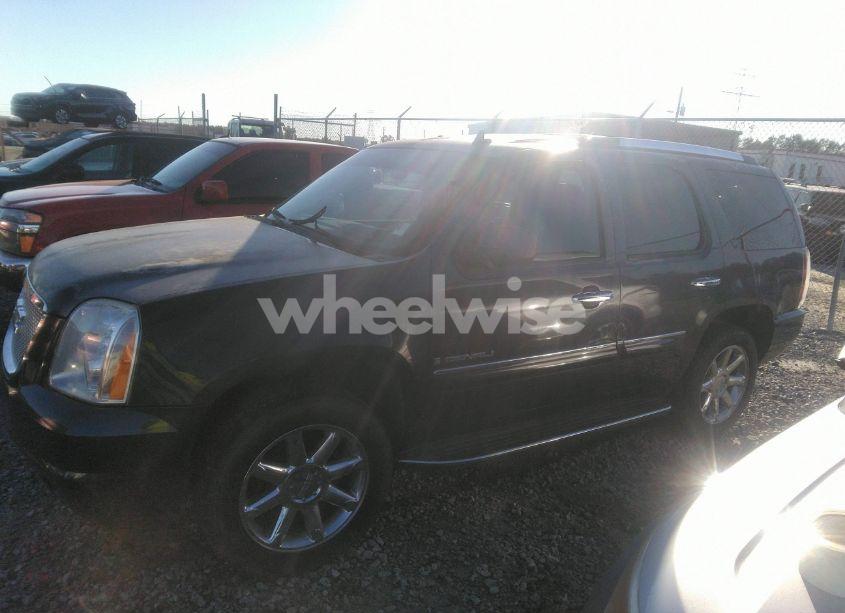 Photo 14 of 2008 Gmc Yukon DENALI (VIN 1GKEC63828J199001)