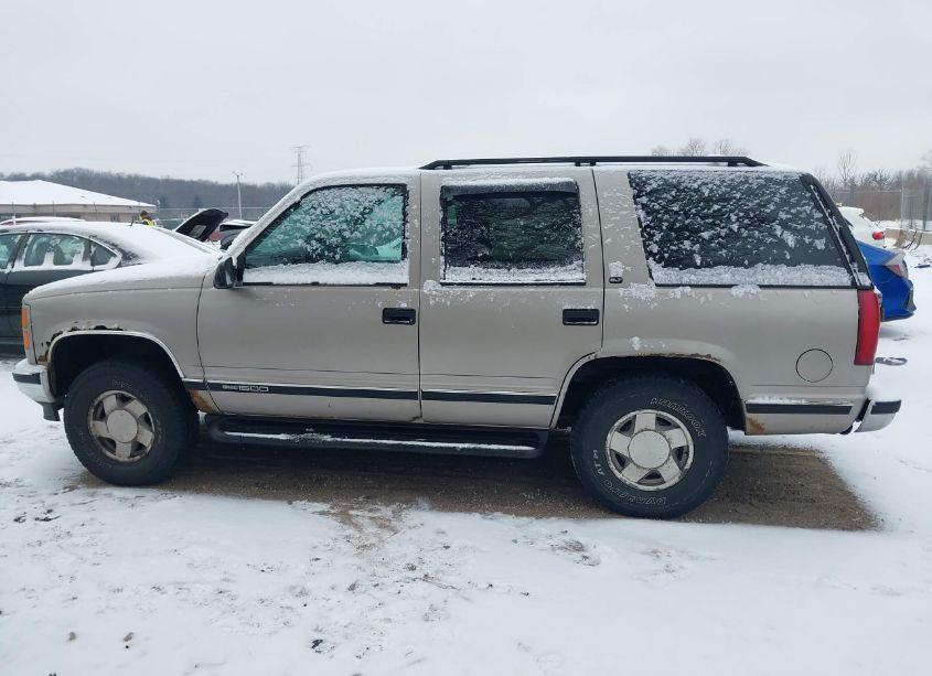 Photo 14 of 1999 Gmc Yukon SLT CMI (VIN 1GKEK13R6XJ805087)