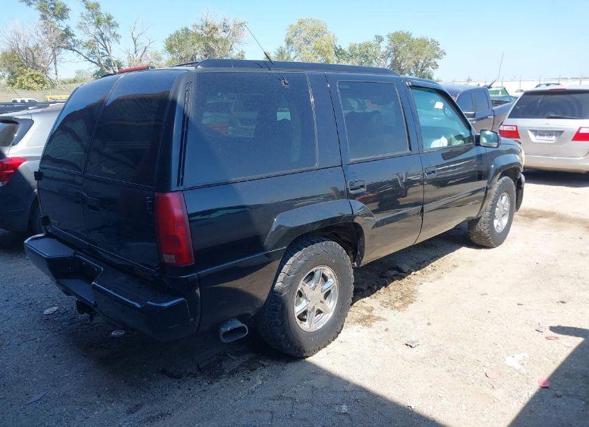 Photo 4 of 2000 Gmc Yukon DENALI (VIN 1GKEK13R8YR119247)