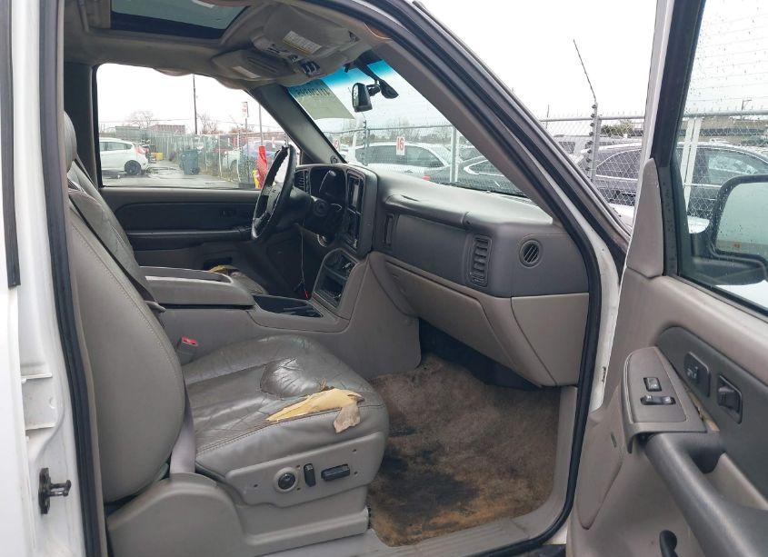 Photo 5 of 2003 Gmc Yukon SLT (VIN 1GKEK13T03J237795)