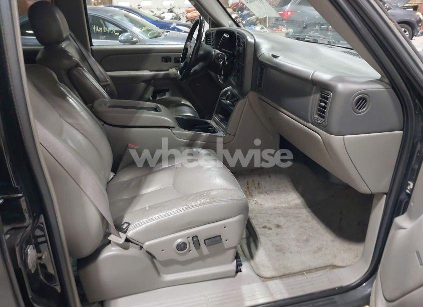 Photo 5 of 2005 Gmc Yukon SLT (VIN 1GKEK13T15J143363)