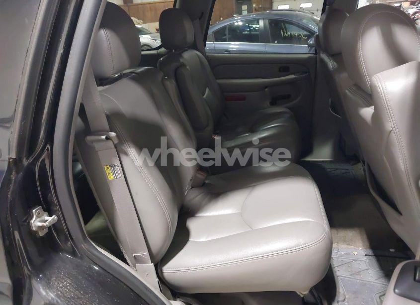 Photo 8 of 2005 Gmc Yukon SLT (VIN 1GKEK13T15J143363)