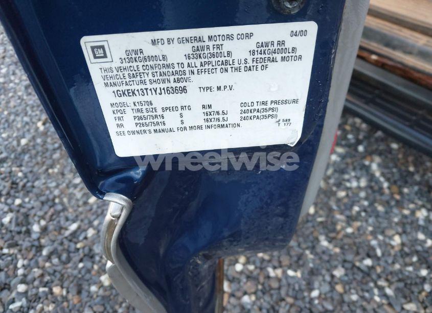 Photo 9 of 2000 Gmc Yukon SLT (VIN 1GKEK13T1YJ163696)