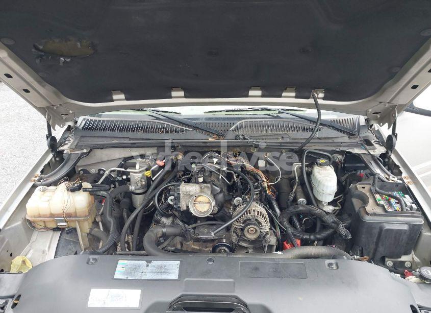 Photo 10 of 2005 Gmc Yukon SLT (VIN 1GKEK13T35J146667)