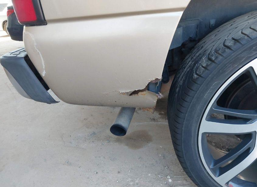 Photo 13 of 2005 Gmc Yukon SLT (VIN 1GKEK13T55J102945)