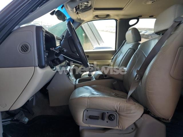 Photo 8 of 2000 GMC YUKON N/A (VIN 1GKEK13T5YJ113531)