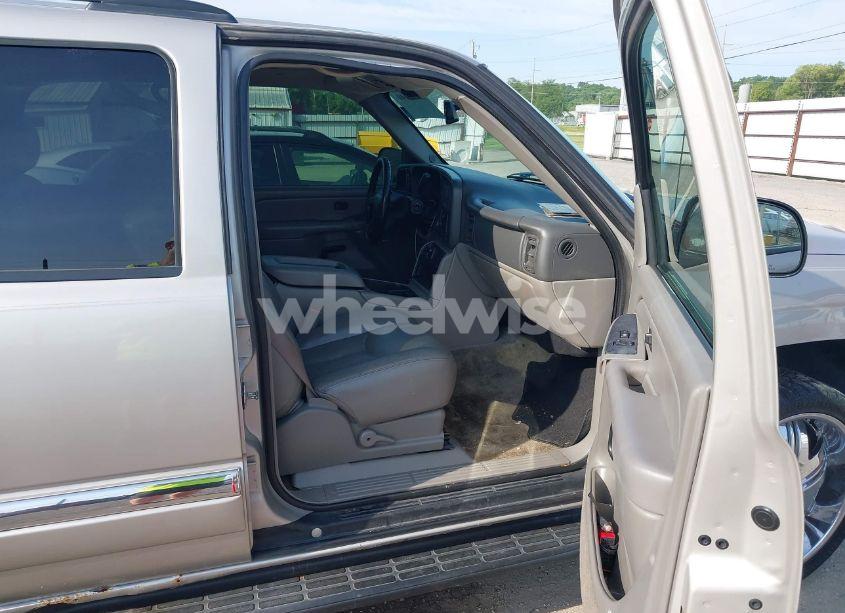 Photo 5 of 2005 Gmc Yukon SLT (VIN 1GKEK13T75R255604)