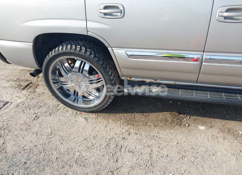 Photo 6 of 2005 Gmc Yukon SLT (VIN 1GKEK13T75R255604)