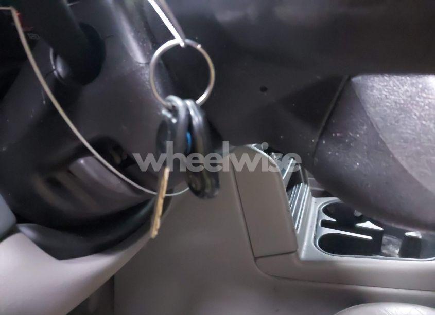 Photo 11 of 2005 Gmc Yukon SLT (VIN 1GKEK13TX5J250573)