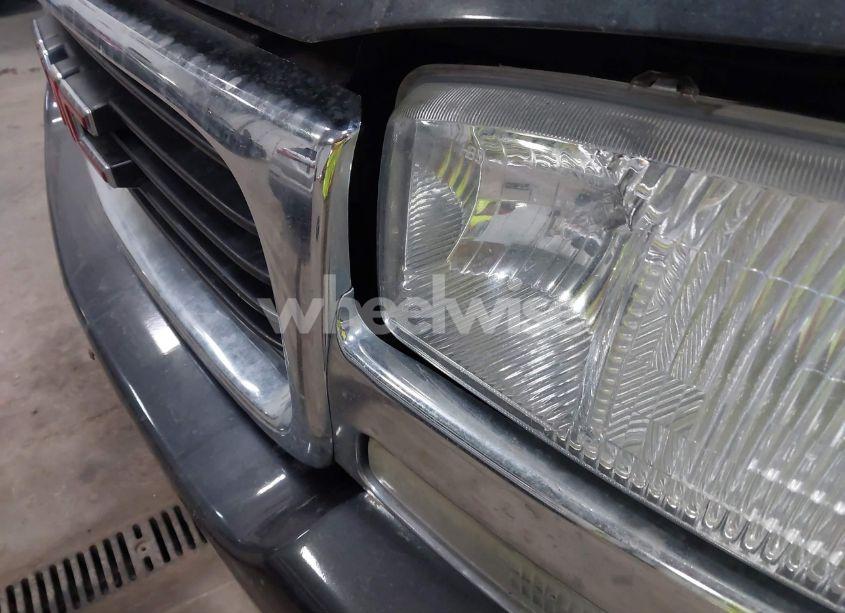 Photo 15 of 2005 Gmc Yukon SLT (VIN 1GKEK13TX5J250573)