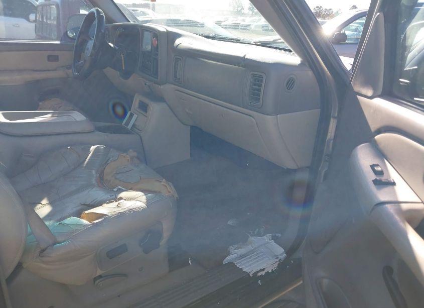 Photo 5 of 2000 Gmc Yukon SLT (VIN 1GKEK13TXYJ118191)