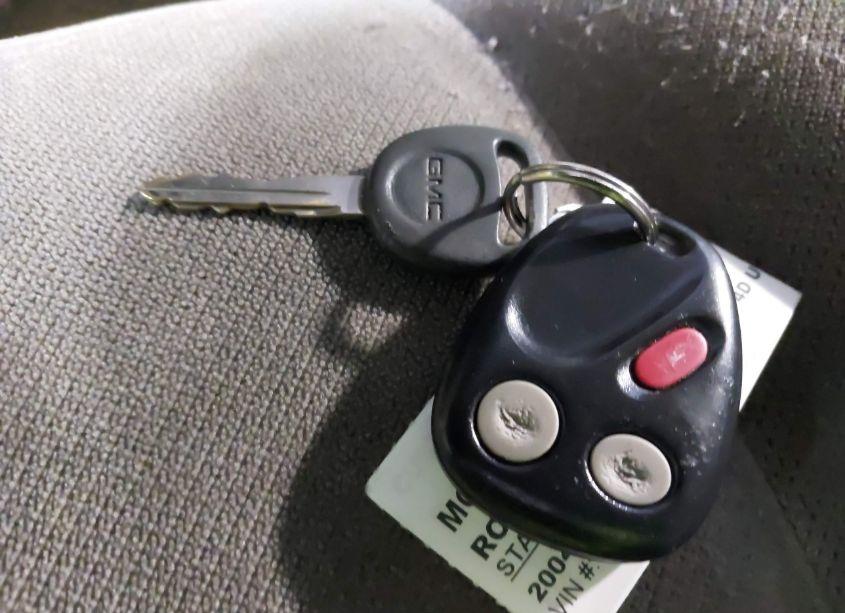 Photo 11 of 2004 Gmc Yukon SLE (VIN 1GKEK13V64J176830)