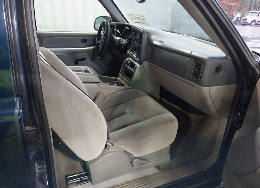 Photo 5 of 2004 Gmc Yukon SLE (VIN 1GKEK13V64J176830)